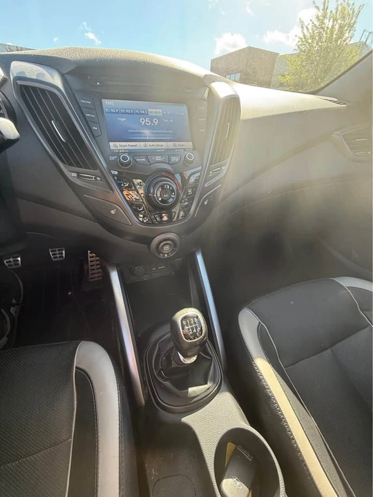 2013 Hyundai Veloster - Image 8 of 8