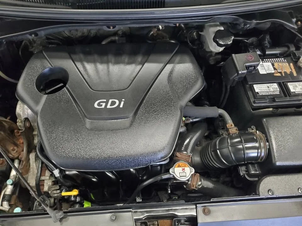 2013 Hyundai Veloster - Image 4 of 20