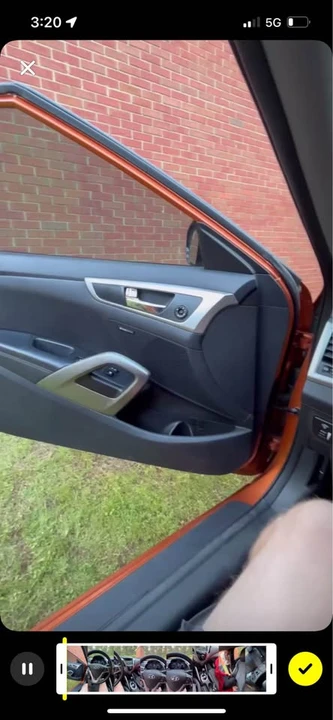 2013 Hyundai Veloster - Image 7 of 7