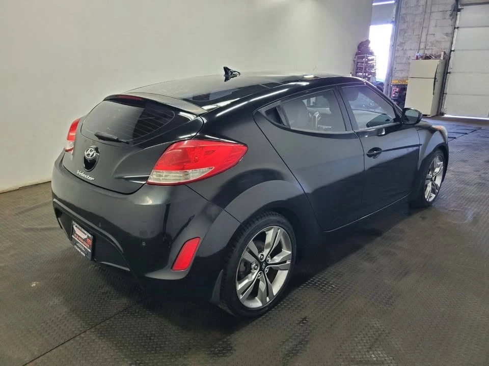 2013 Hyundai Veloster - Image 7 of 20