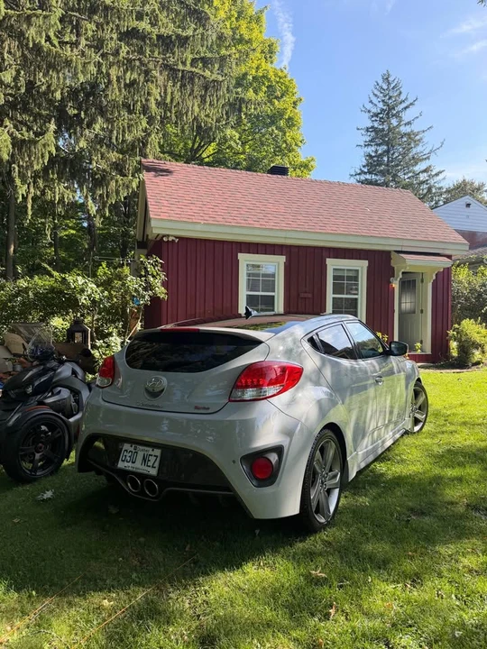 2013 Hyundai Veloster - Image 3 of 11