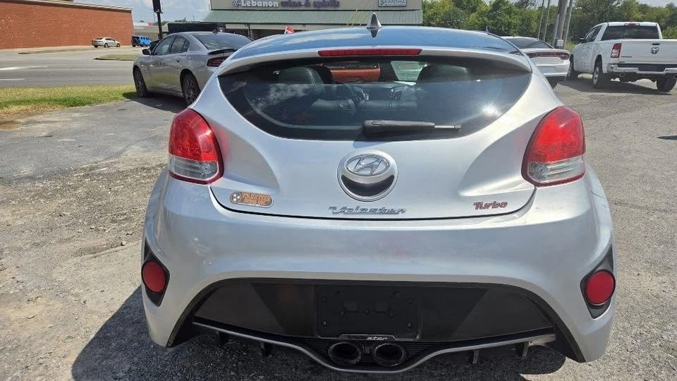 2013 Hyundai Veloster - Image 5 of 11