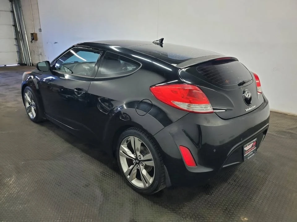 2013 Hyundai Veloster - Image 5 of 20