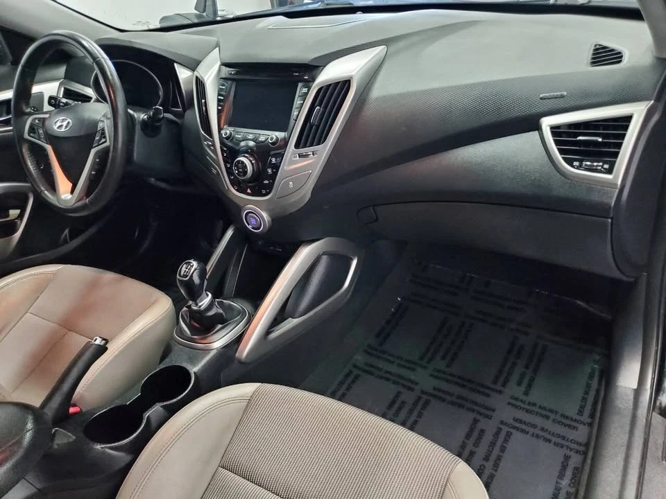 2013 Hyundai Veloster - Image 12 of 20