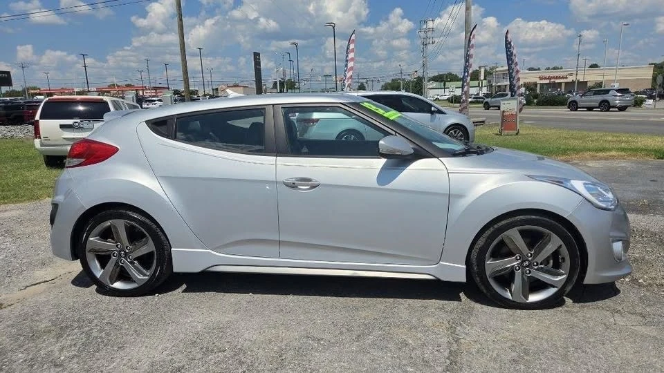2013 Hyundai Veloster - Image 3 of 11