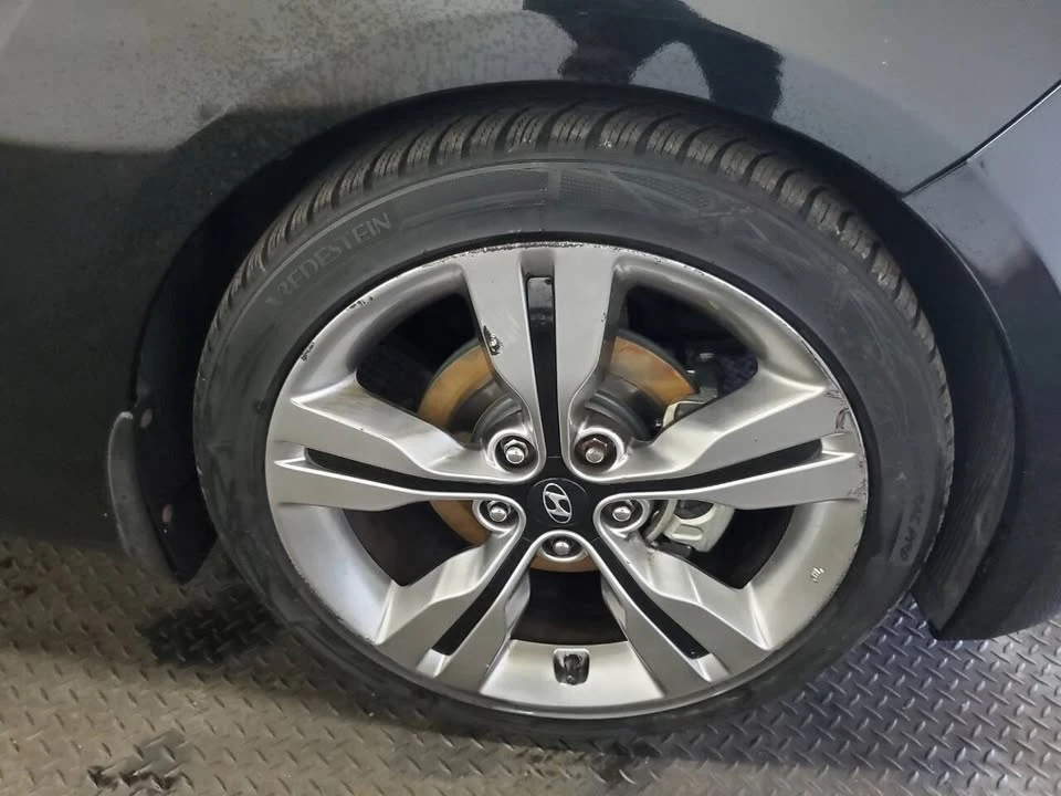 2013 Hyundai Veloster - Image 18 of 20