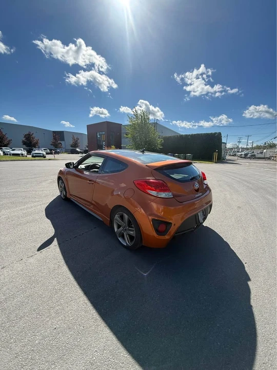 2013 Hyundai Veloster - Image 5 of 8