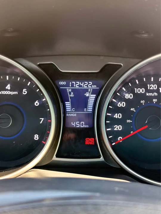 2013 Hyundai Veloster - Image 4 of 5
