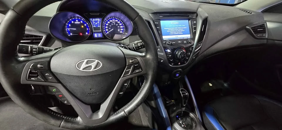 2013 Hyundai Veloster - Image 3 of 6