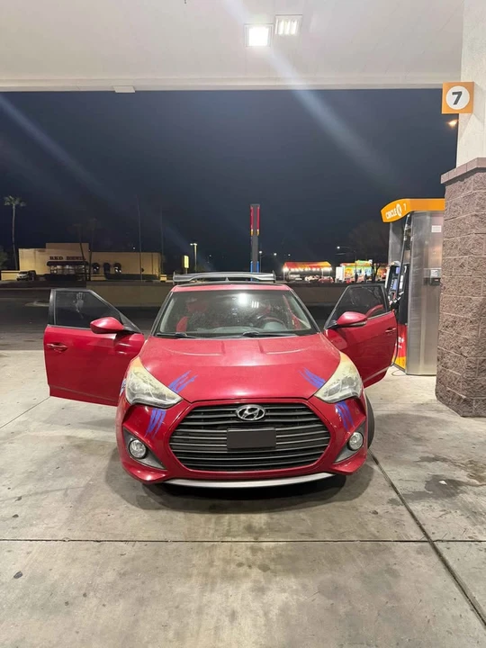 2013 Hyundai Veloster - Image 3 of 10
