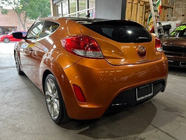 2013 Hyundai Veloster - Image 4 of 12