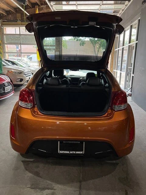 2013 Hyundai Veloster - Image 6 of 12