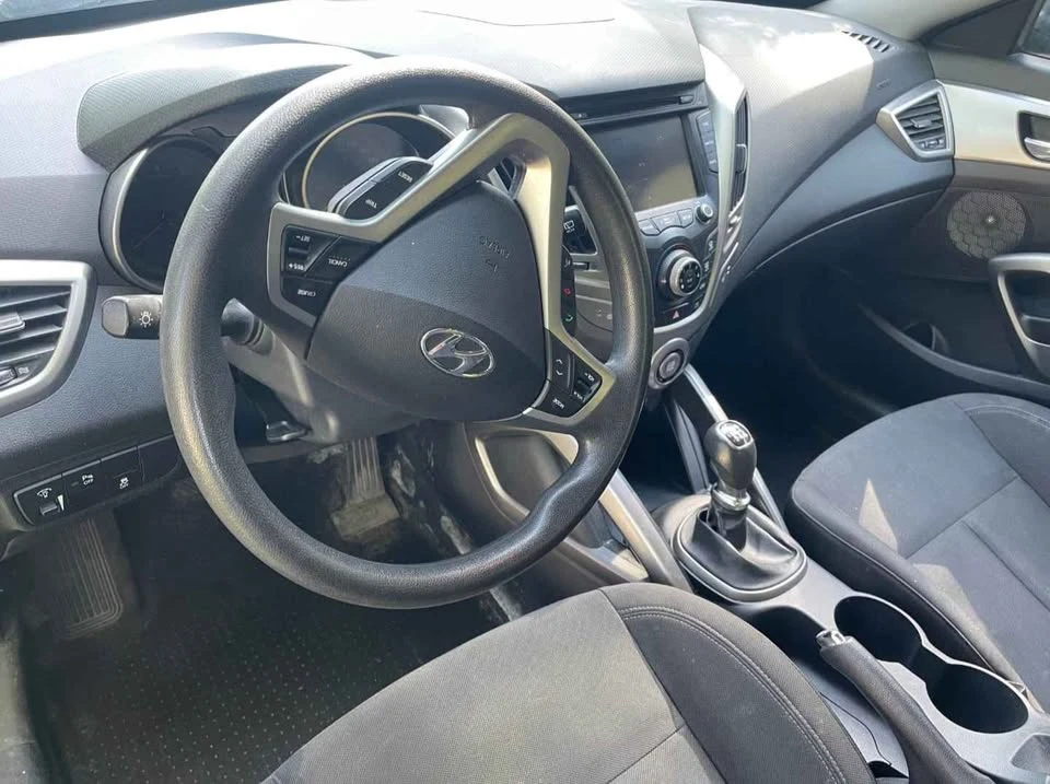 2013 Hyundai Veloster - Image 7 of 11
