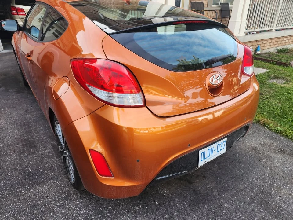 2013 Hyundai Veloster - Image 2 of 7
