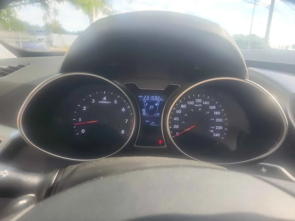 2013 Hyundai Veloster - Image 7 of 12