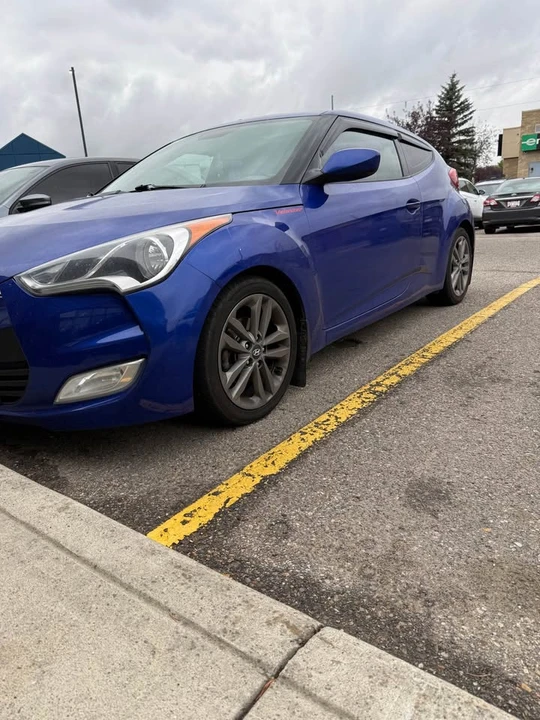 2013 Hyundai Veloster - Image 3 of 7
