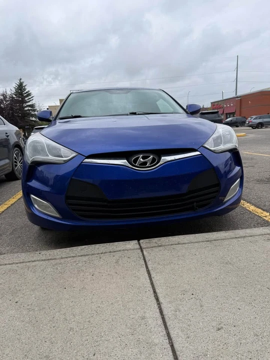 2013 Hyundai Veloster - Image 2 of 7