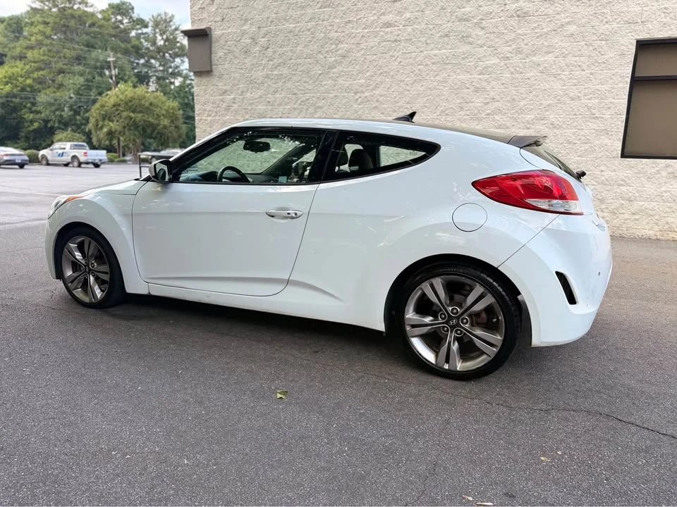 2013 Hyundai Veloster - Image 4 of 20