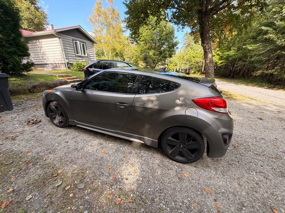 2013 Hyundai Veloster - Image 2 of 6
