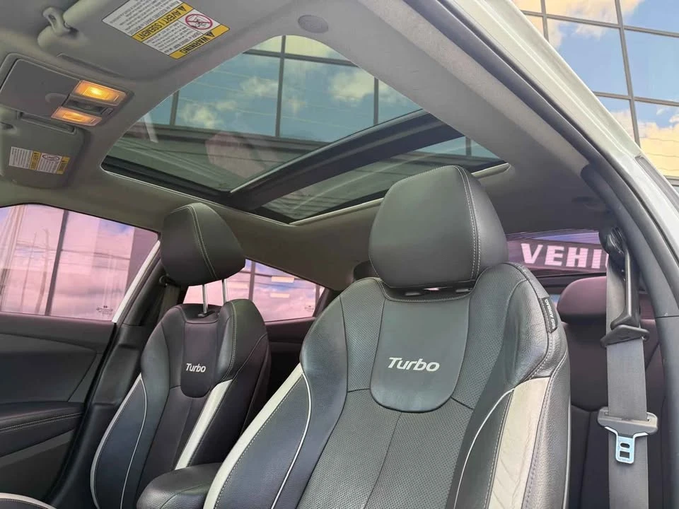 2013 Hyundai Veloster - Image 14 of 20