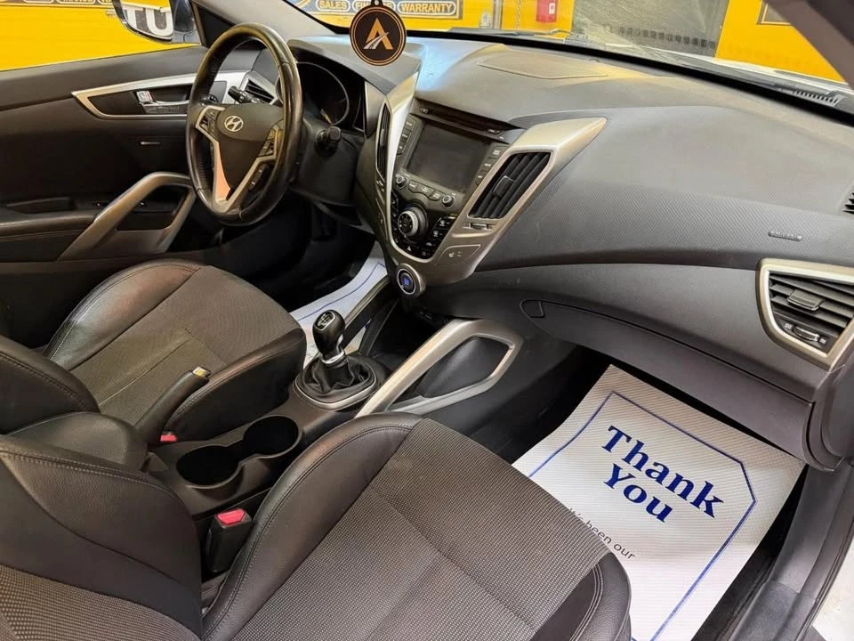 2013 Hyundai Veloster - Image 13 of 15