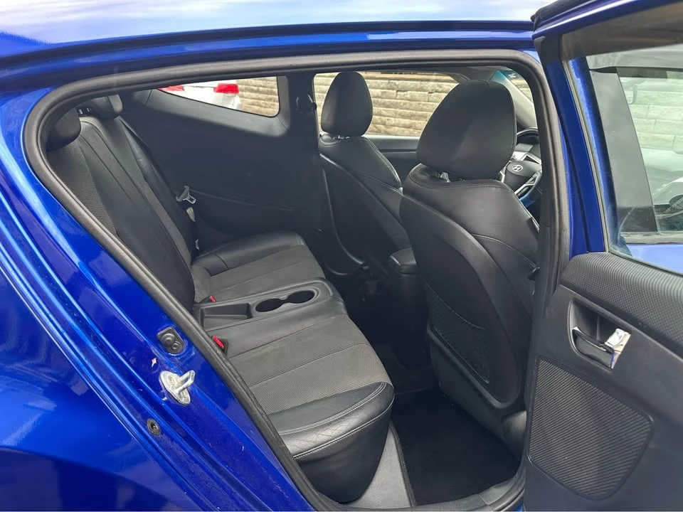 2013 Hyundai Veloster - Image 11 of 13