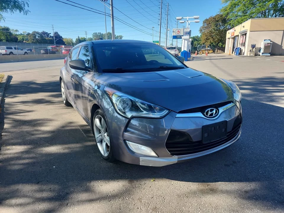 2013 Hyundai Veloster - Image 10 of 12