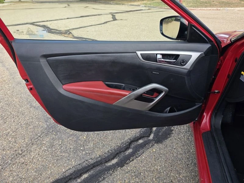 2013 Hyundai Veloster - Image 13 of 20
