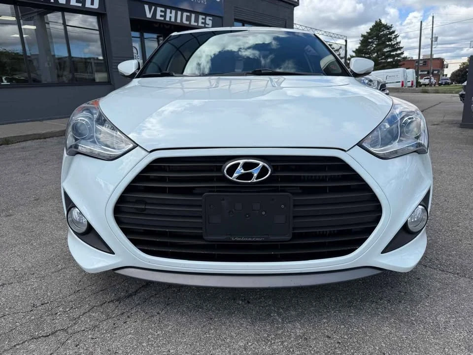 2013 Hyundai Veloster - Image 2 of 20
