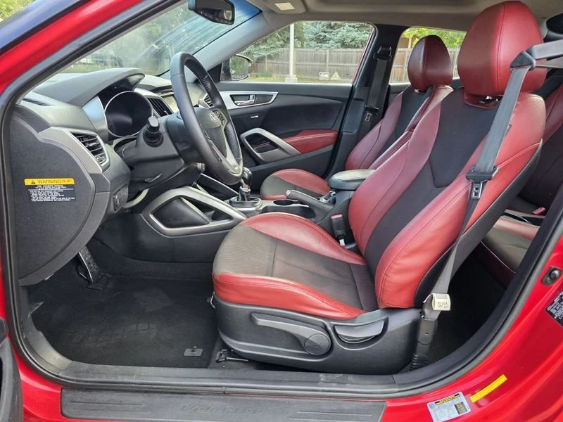 2013 Hyundai Veloster - Image 15 of 20