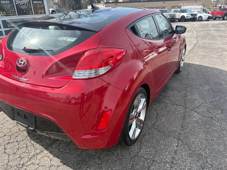 2013 Hyundai Veloster - Image 7 of 18
