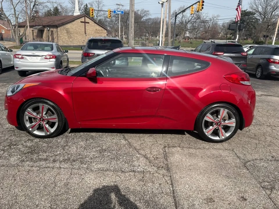2013 Hyundai Veloster - Image 5 of 18