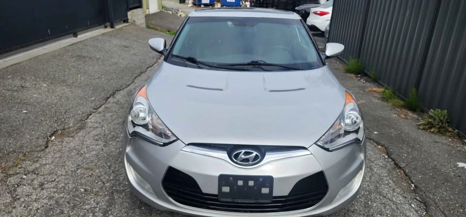 2013 Hyundai Veloster - Image 2 of 8