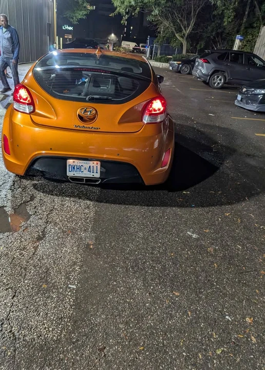 2013 Hyundai Veloster - Image 6 of 16