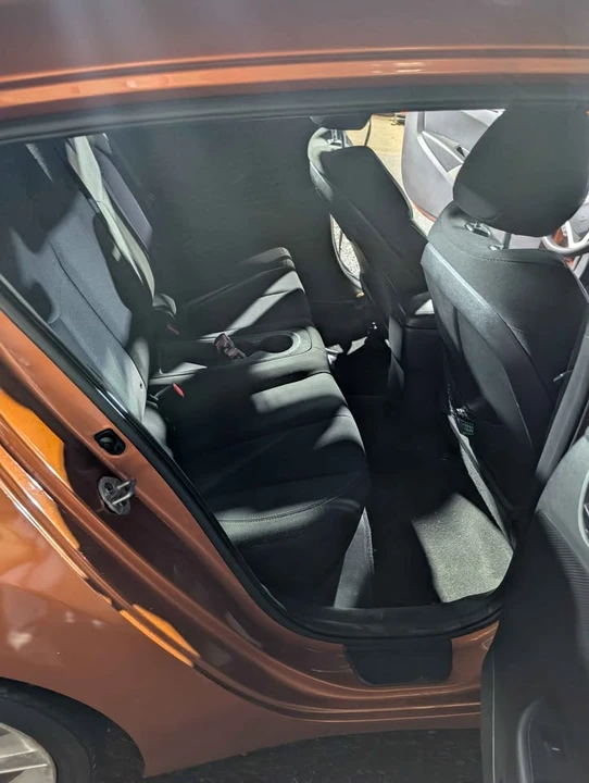 2013 Hyundai Veloster - Image 14 of 16