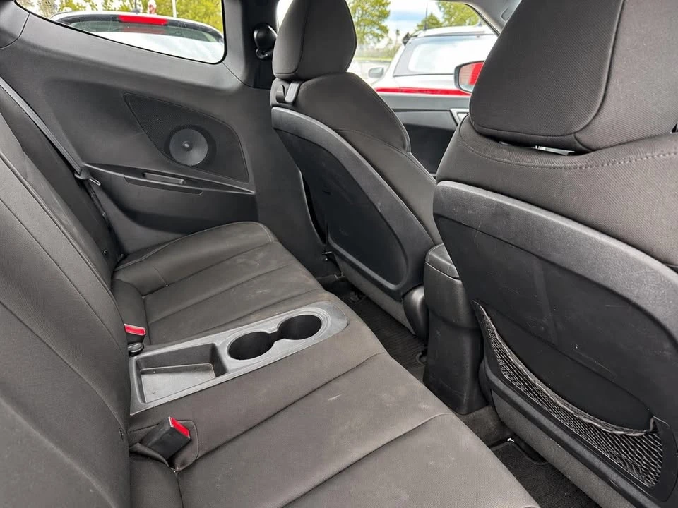 2013 Hyundai Veloster - Image 14 of 18