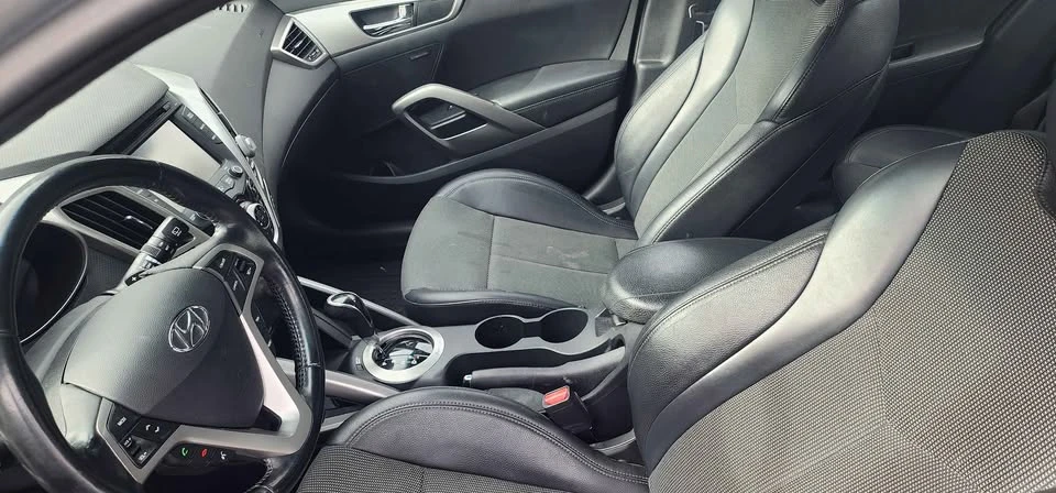 2013 Hyundai Veloster - Image 7 of 8