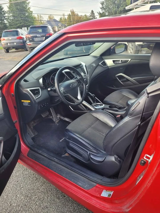 2013 Hyundai Veloster - Image 5 of 9
