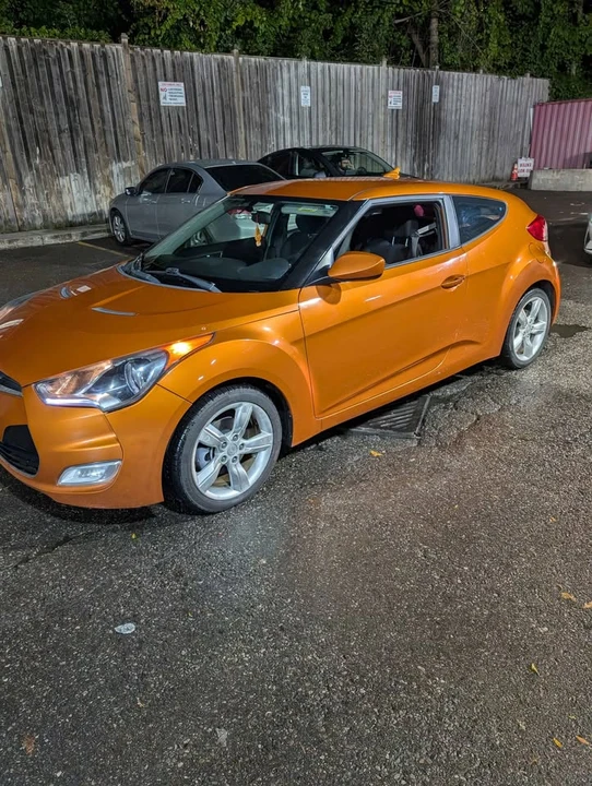 2013 Hyundai Veloster - Image 5 of 16