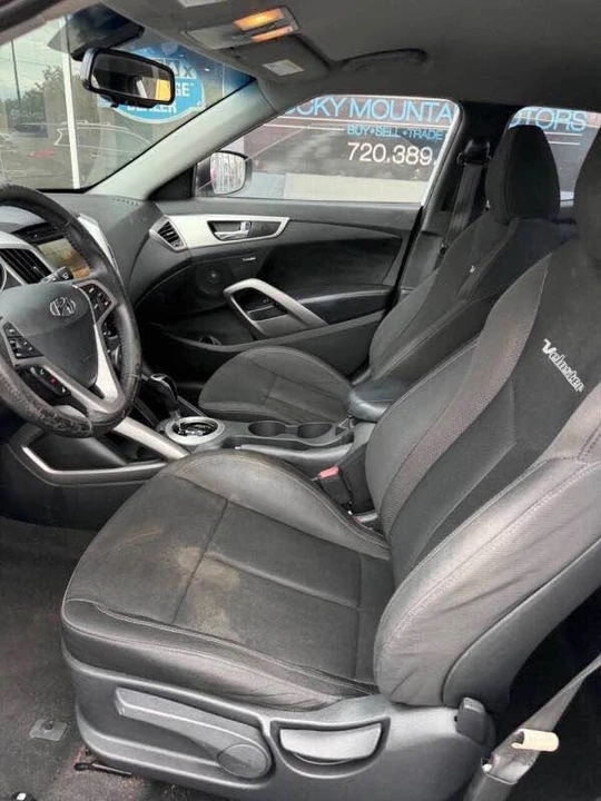 2013 Hyundai Veloster - Image 8 of 14