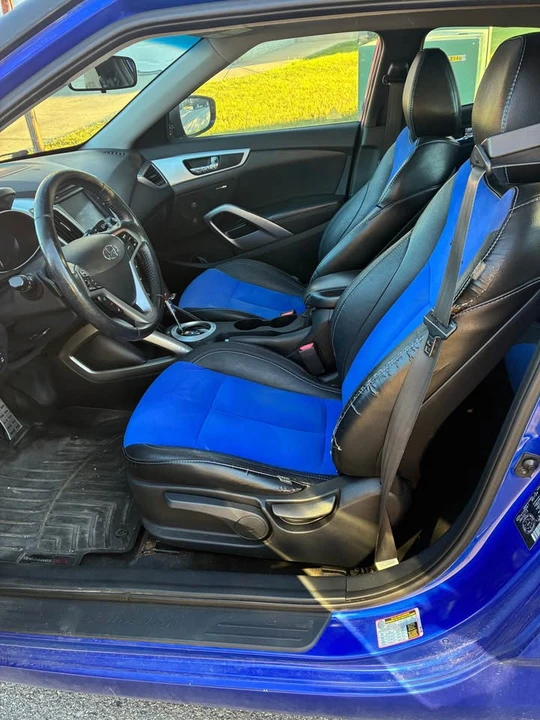 2013 Hyundai Veloster - Image 6 of 13