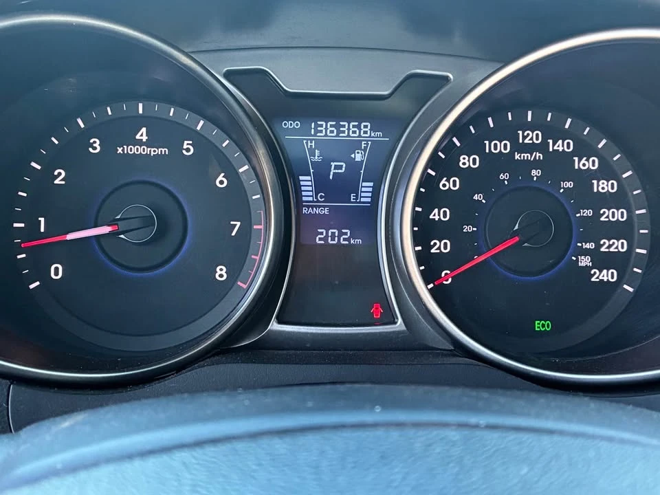 2013 Hyundai Veloster - Image 8 of 13