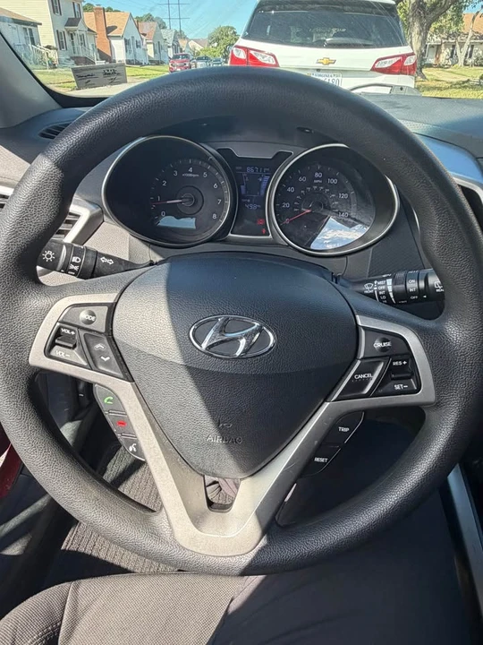 2013 Hyundai Veloster - Image 7 of 12