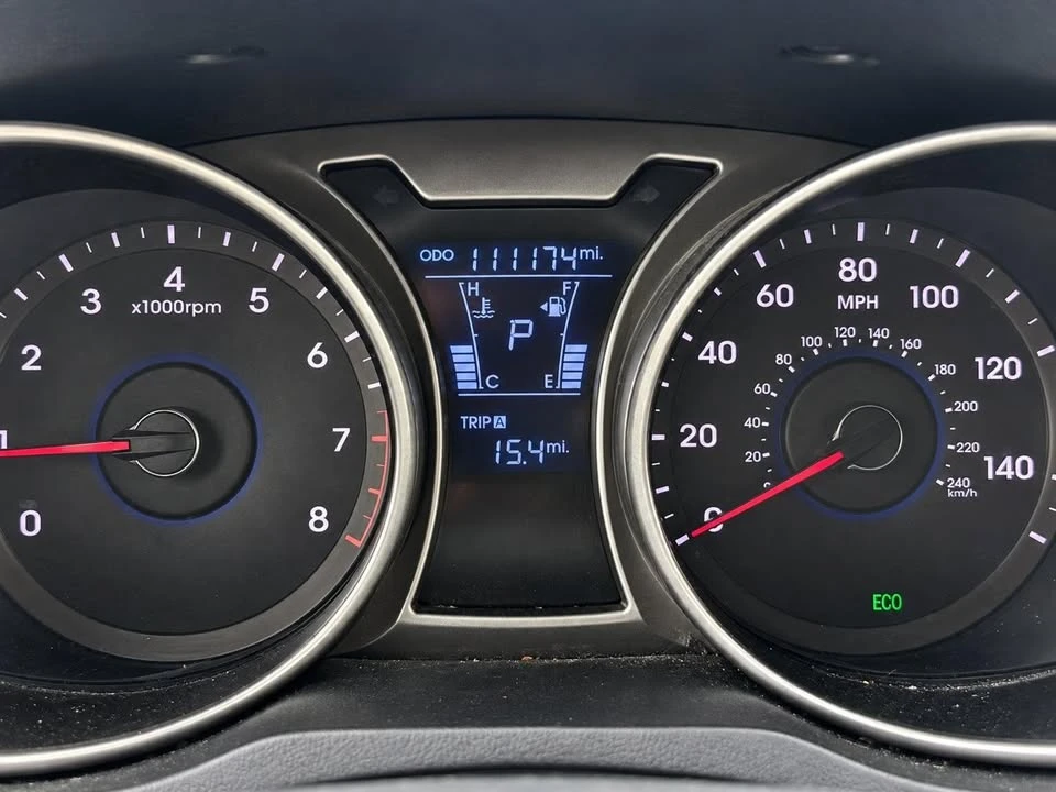 2013 Hyundai Veloster - Image 9 of 18
