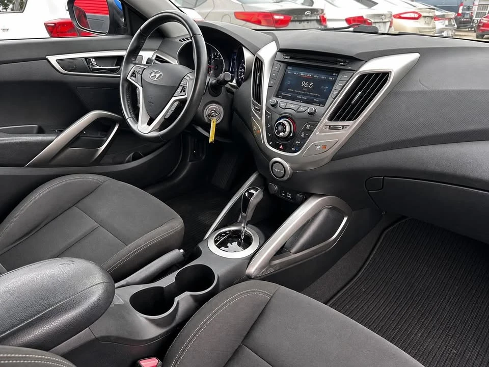 2013 Hyundai Veloster - Image 6 of 18