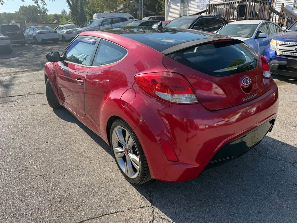2013 Hyundai Veloster - Image 4 of 14