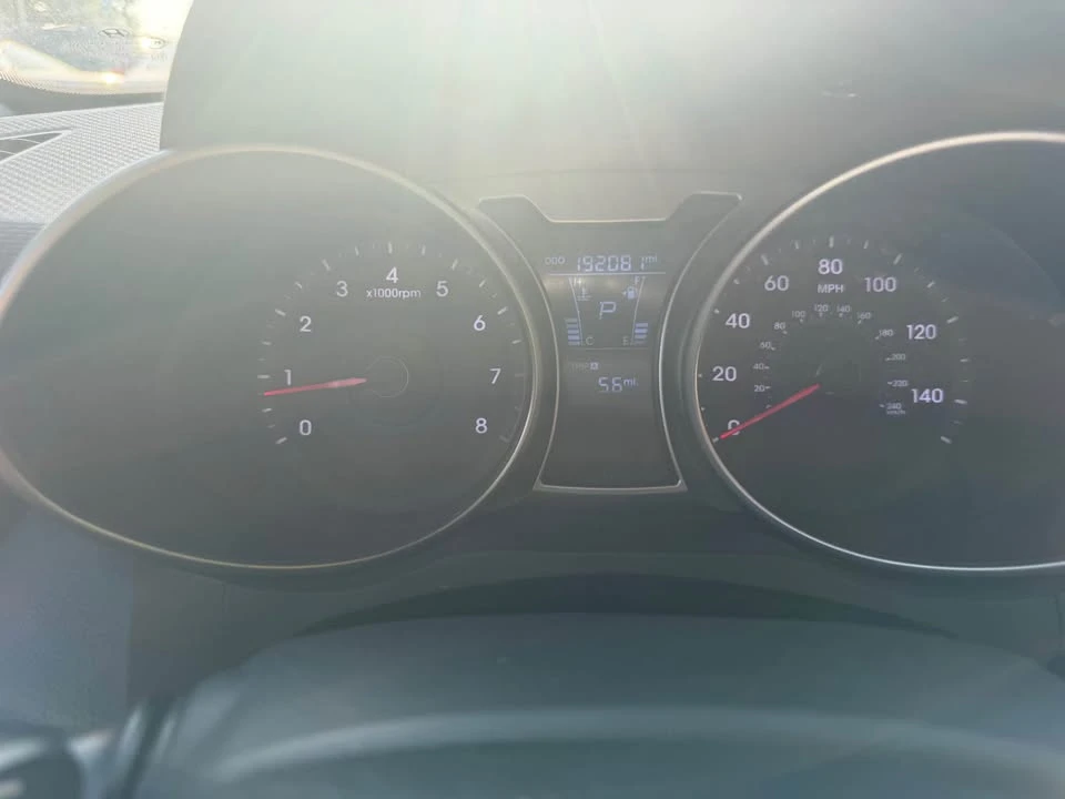 2013 Hyundai Veloster - Image 11 of 14