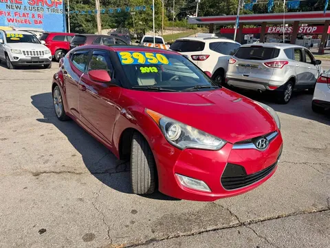 2013 Hyundai Veloster R-spec Coupe 3D