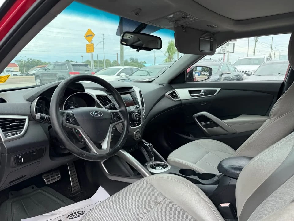 2013 Hyundai Veloster - Image 7 of 10