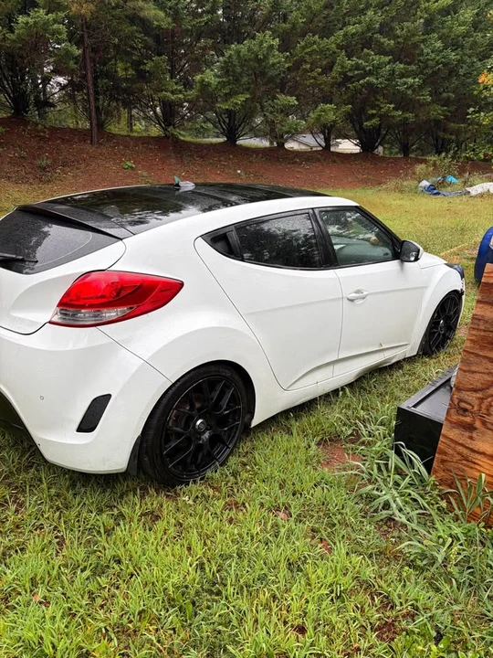 2013 Hyundai Veloster - Image 5 of 5